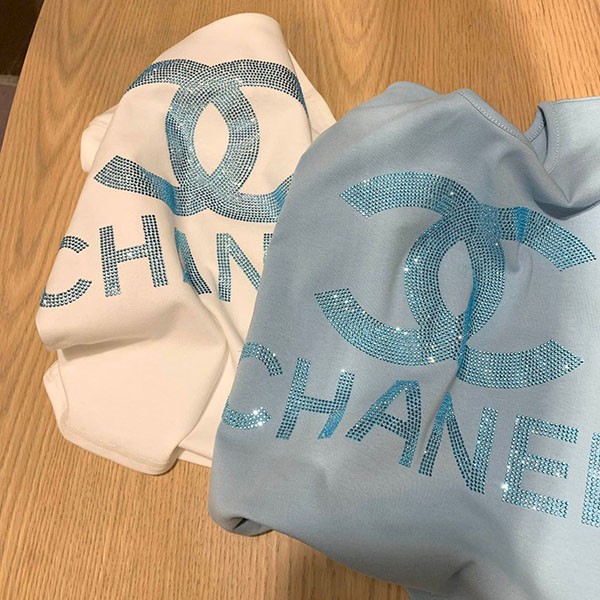 シャネル CCロゴ Tシャツ コピー she68564
