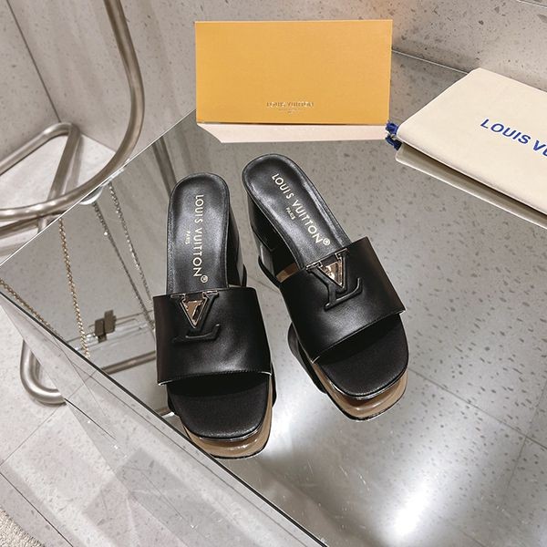 新色登場☆ルイヴィトン LV Capri サンダル N級品 vus36828