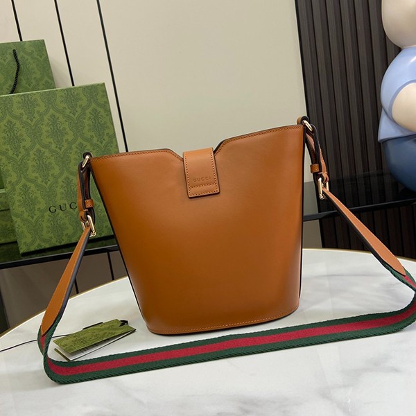 *大人かっこいい*グッチ ミニ バケット ショルダーバッグ コピー 2色 gud35537