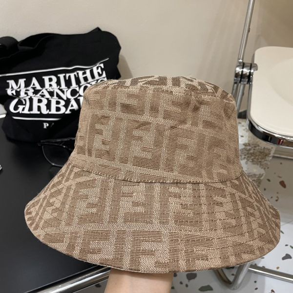 目を惹く逸品!フェンディ リバーシブル バケットハット 偽物 feu35978