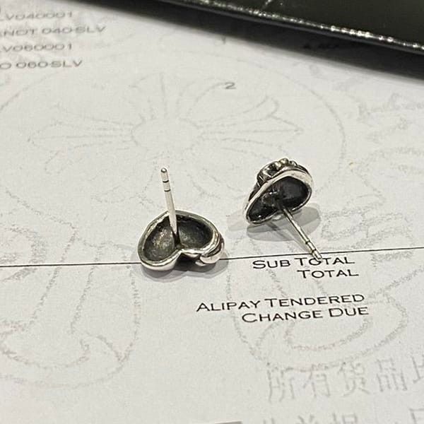 高級ブランドクロムハーツ STUD HEART ハートスタッド ピアス シルバー コピー Kuk61884