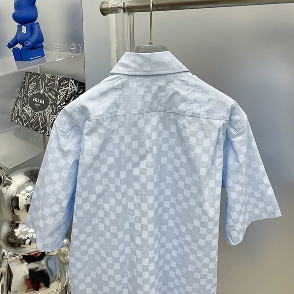 【すぐ届く!/シンプルで着回ししやすい♪】ルイヴィトン シャツ コピー vur24947