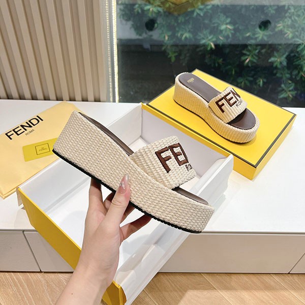 フェンディ 24SS SUNSHINE ラフィア素材 プラットフォーム サンダル 偽物 4色 8R8515