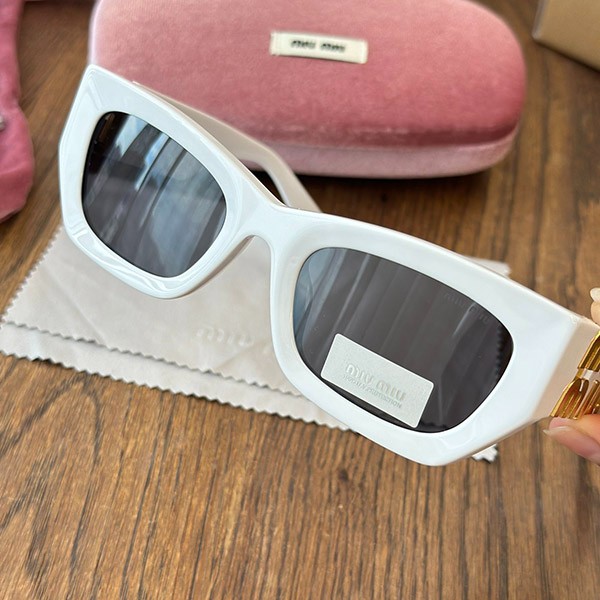 ミュウミュウ 偽物 Sunglasses サングラス myu92261