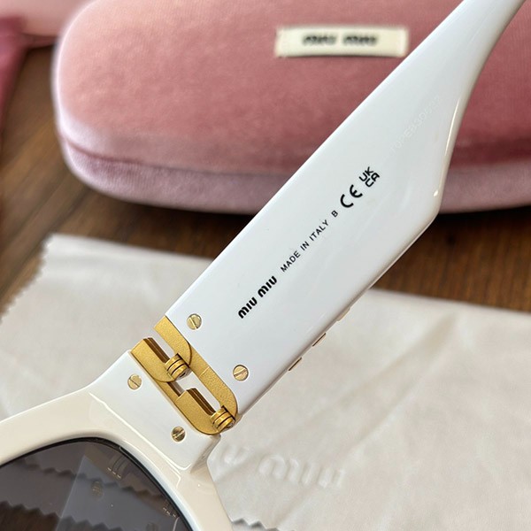 ミュウミュウ 偽物 Sunglasses サングラス myu92261