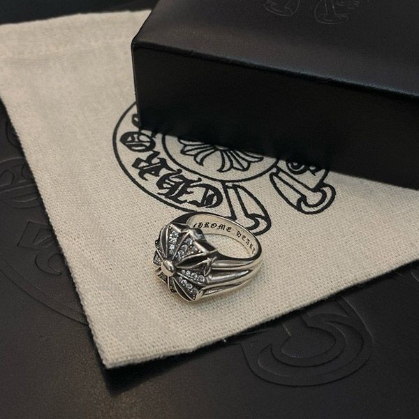 絶対欲しい!クロムハーツ カットアウトCHプラス N級品 リング Kun43037