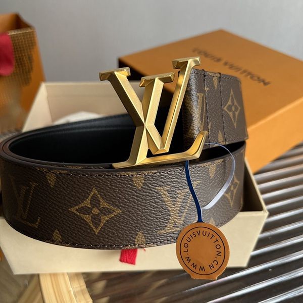 高品質♪♪♪ルイヴィトン LV イニシャル ベルト 偽物 40MM vua26369