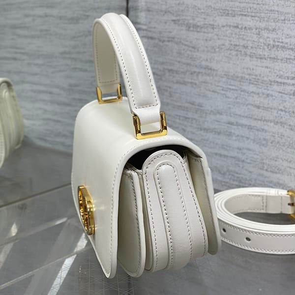 ディオール 偽物 30 Montaigne Avenue トップハンドルバッグ deh31822