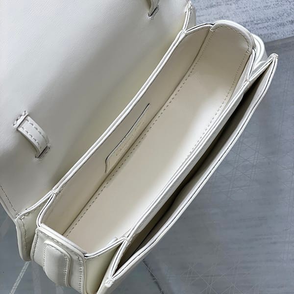 ディオール 偽物 30 Montaigne Avenue トップハンドルバッグ deh31822