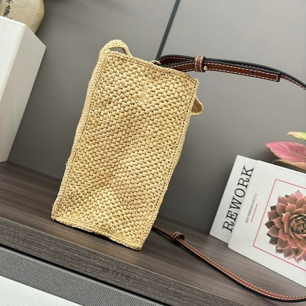 ロエベ スーパーコピー スモールロゴラフィアトートバッグ lok79852
