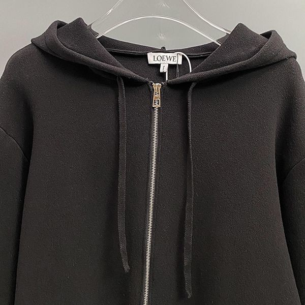 目を惹く逸品!ロエベ ジップ フーディ 偽物 アナグラム ロゴ low69632