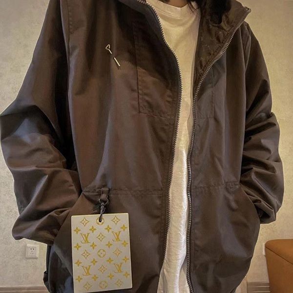 ルイヴィトン リバーシブル ウインドブレーカー 激安 vuy85241