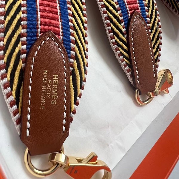 エルメス 偽物 バンドリエール カヴァル 50mm ゴールド金具 ern69410