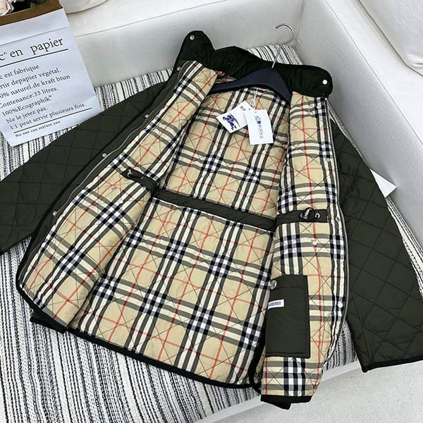 素敵なバーバリー ダイアモンドキルティング ジャケット Bar59619