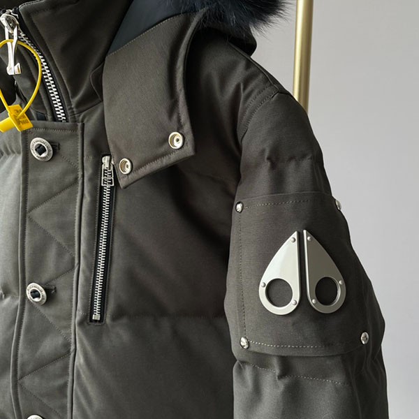 ムースナックルズ 3Q JACKET 偽物 ダウンジャケット moa32085