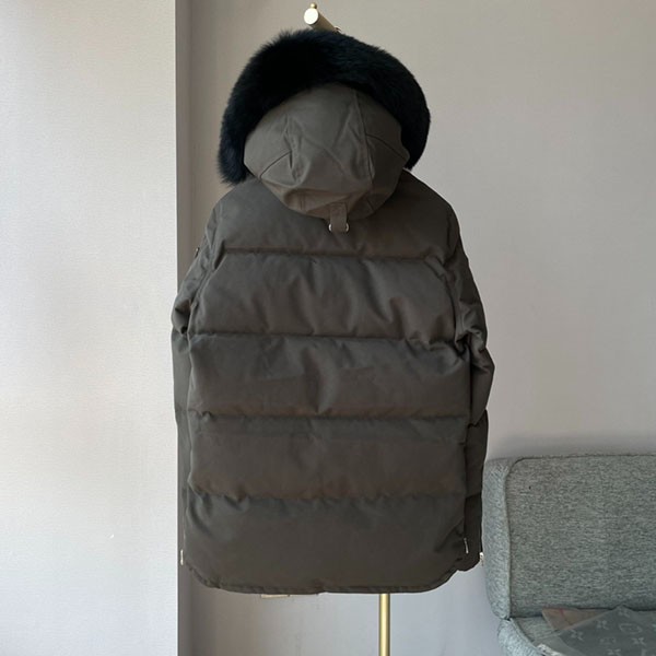 ムースナックルズ 3Q JACKET 偽物 ダウンジャケット moa32085