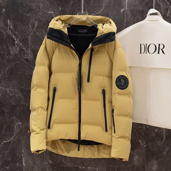 ディオール Descente