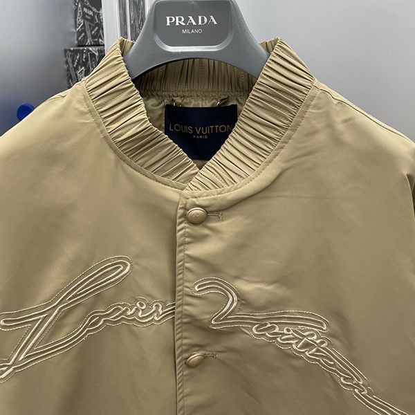 【★完売必至★】ルイヴィトン☆ LVベースボールブルゾン 偽物 HRB40ERM6151