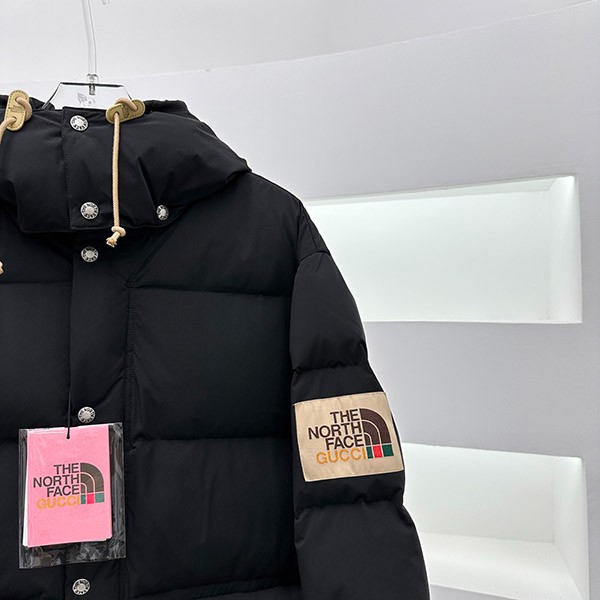 グッチ ノースフェイス コラボ ナイロンジャケットコピー アウター ロゴ Nor16849