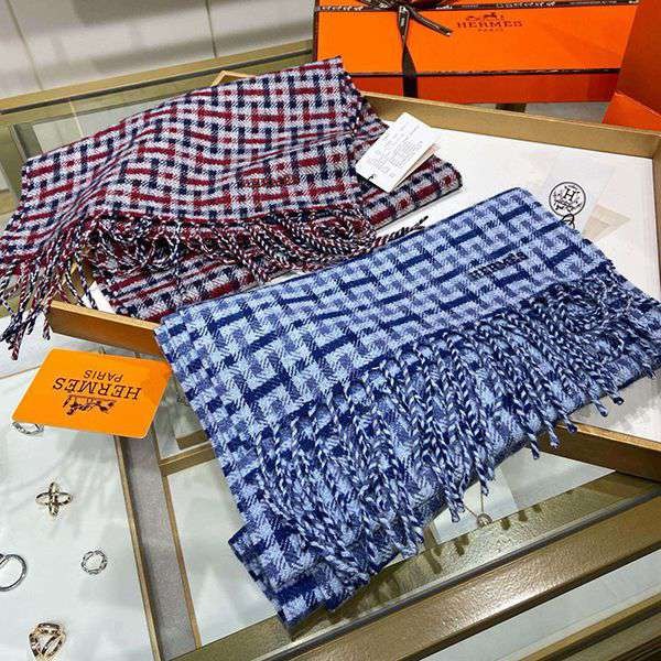 目を惹く逸品!【エルメス】カシミア マフラー 偽物★ H393832T05