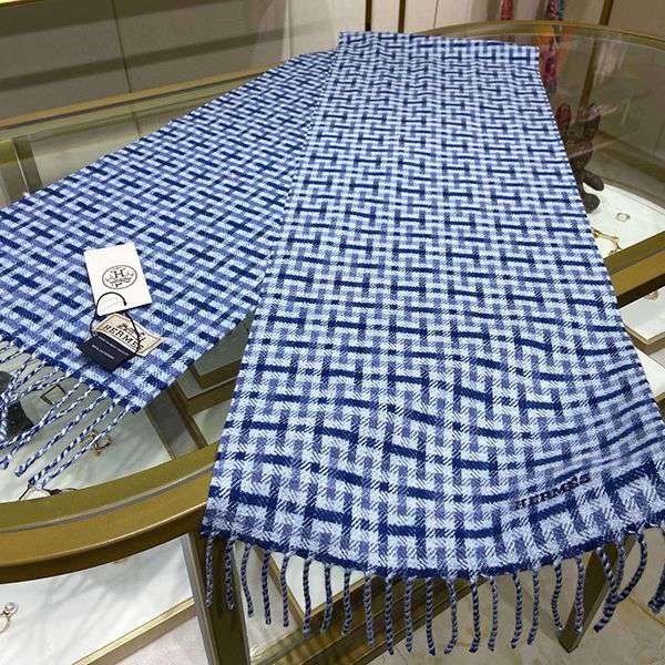 目を惹く逸品!【エルメス】カシミア マフラー 偽物★ H393832T05