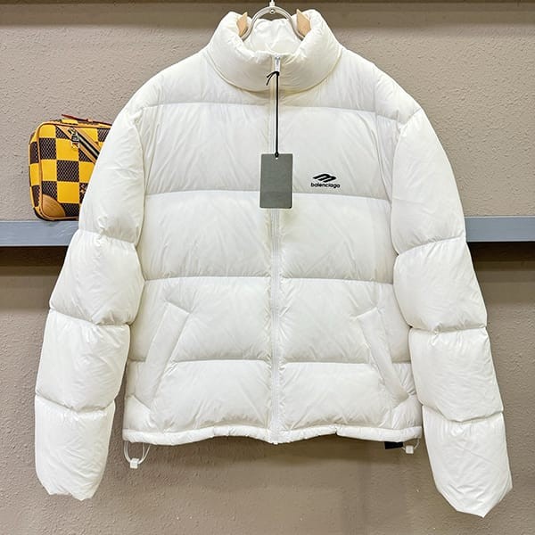 バレンシアガ n級品 3B SPORTS ICON SKI ダウンジャケット 2色 bab88470