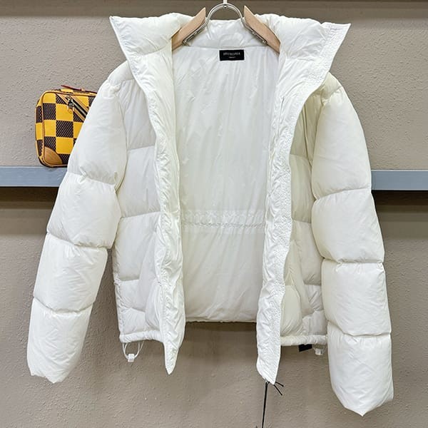 バレンシアガ n級品 3B SPORTS ICON SKI ダウンジャケット 2色 bab88470