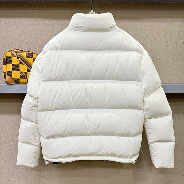 バレンシアガ n級品 3B SPORTS ICON SKI ダウンジャケット 2色 bab88470