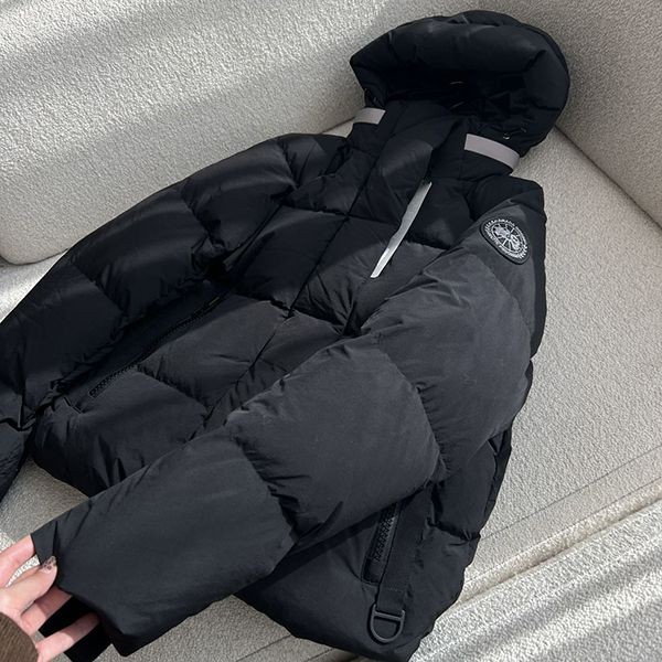 カナダグース グランドビュー 偽物 クロップド ジャケット Cal34152