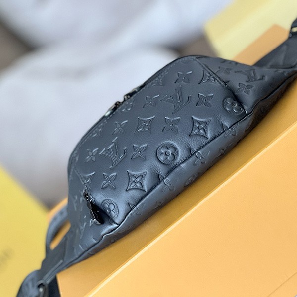 *使いやすさ抜群*【ルイヴィトン】ボディーバッグ 偽物 モノグラム M47058