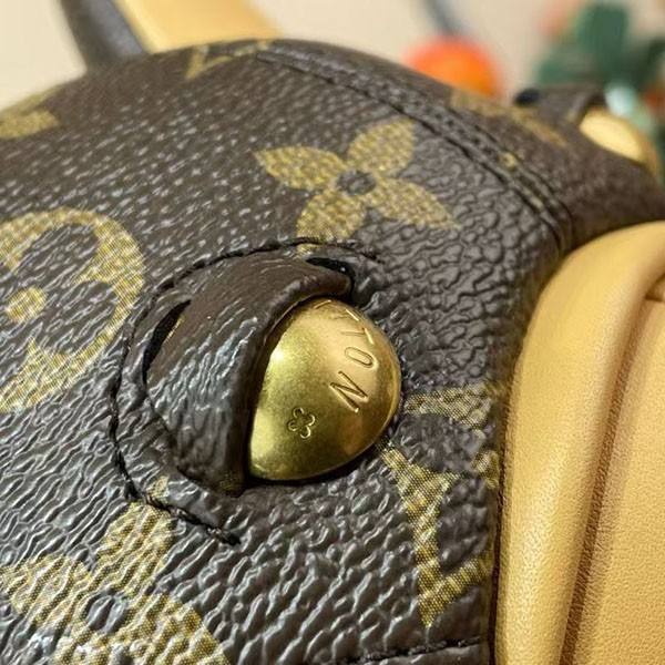 ルイヴィトン プーチバッグ 偽物 モノグラム パチモン ドッグ M12617