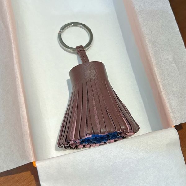 ギフトにも大人気☆【エルメス】 Carmen(カルメン)キーホルダー 偽物 H077894C