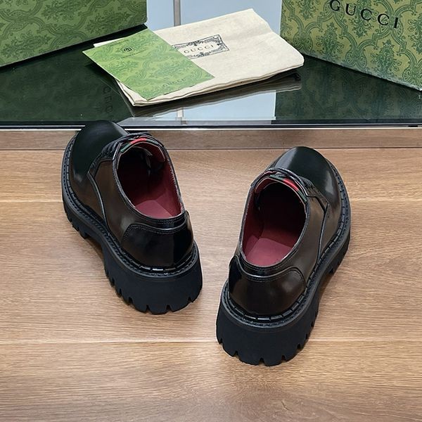激安価格!完全必至 グッチ ウェブ メンズ レースアップシューズ 偽物 gum82512