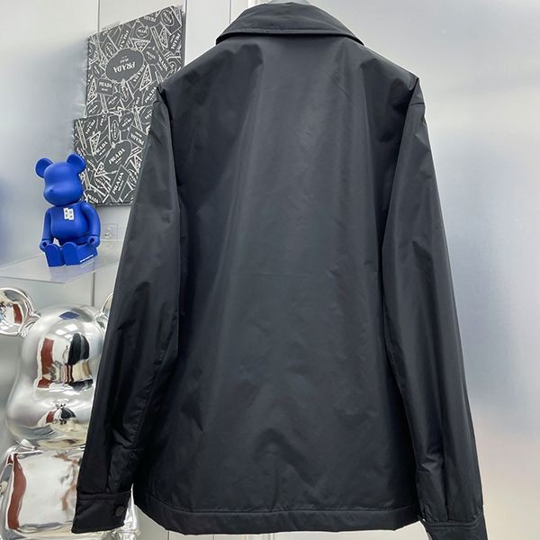 プラダ Re-Nylon フロントボタン長袖シャツ ロゴ SC796M