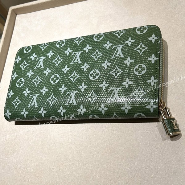 希少!すぐ届く!ルイヴィトン LV リザード ジッピーウォレット 南京錠付き N96955