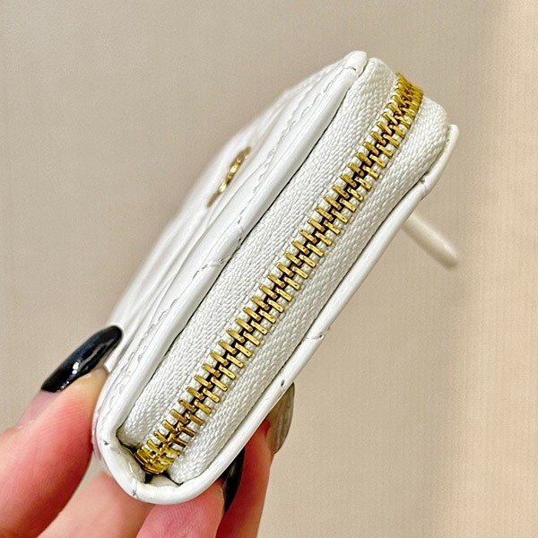 シャネル ジップコインパース 折りたたみ財布 偽物 shw72378