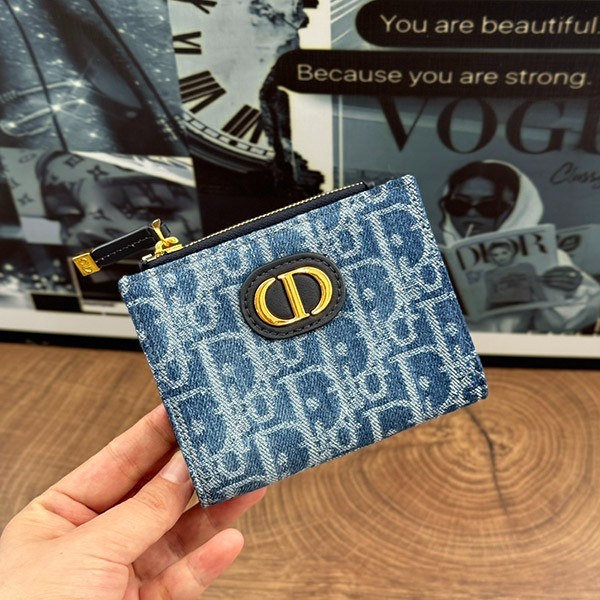 すぐ届く!ディオール 偽物 30 Montaigne Dahlia ウォレット M49E