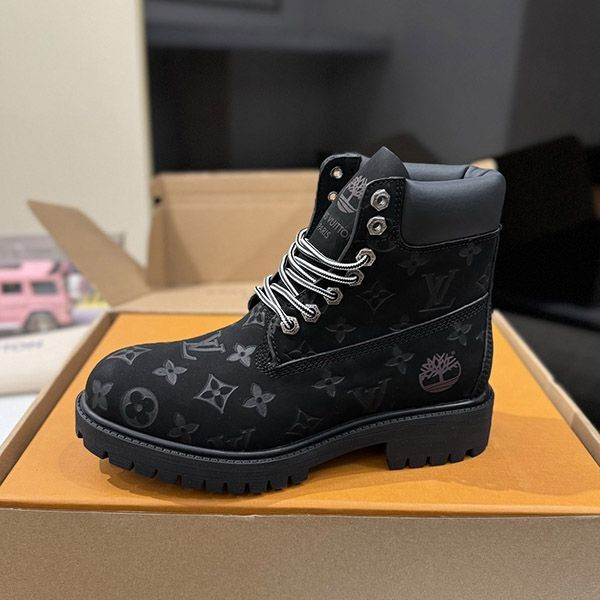 ルイヴィトン × Timberland 6インチブーツ vux92960
