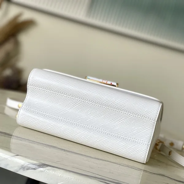 素敵なルイヴィトン パロディ LV x TM ツイスト MM スリムバッグ M13678