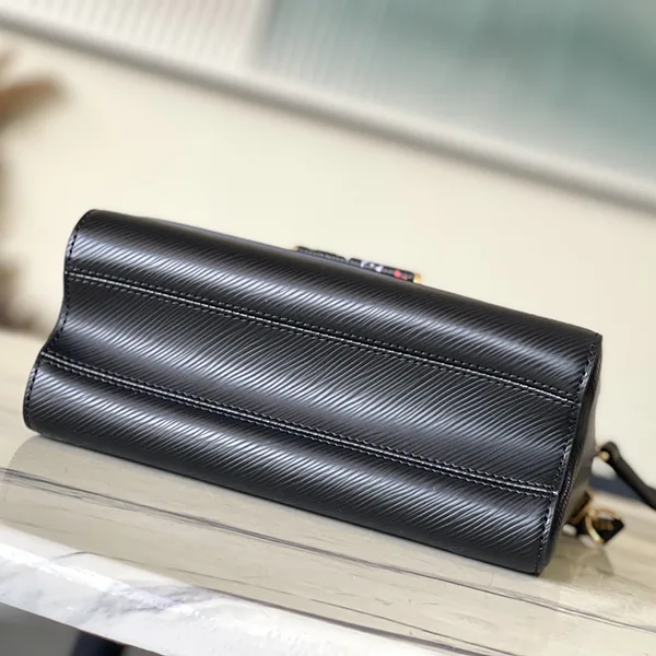 プレゼント最適ルイヴィトン パロディ LV x TM ツイスト MM スリムバッグ M13243