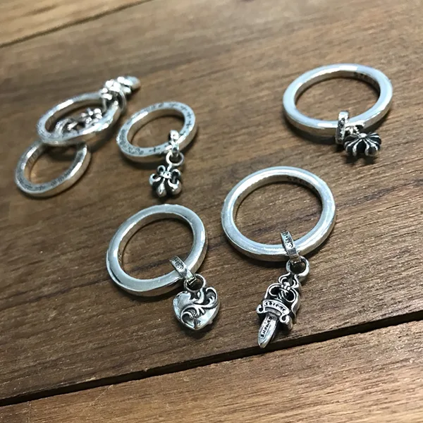 クロムハーツ CHクロス 偽物 ベイビーファット NTFL リング Kup43958