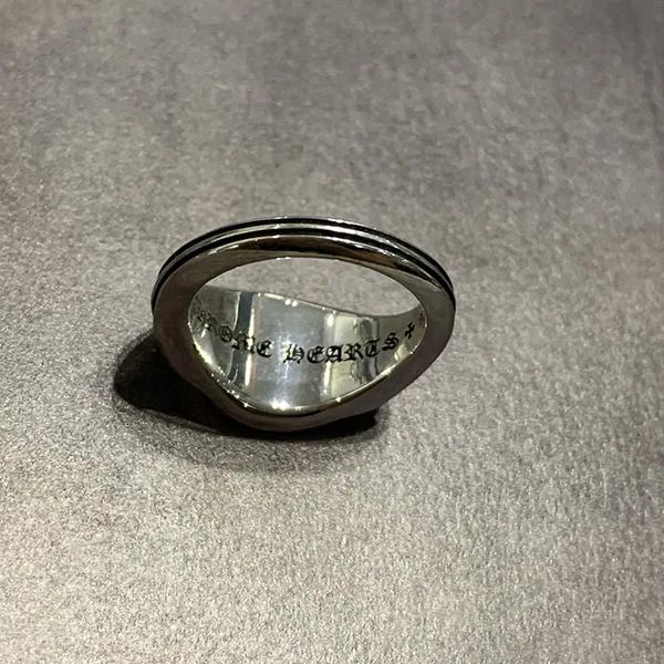 大人気!クロムハーツ レプリカ アルファベット シルバー リング Kuy51415