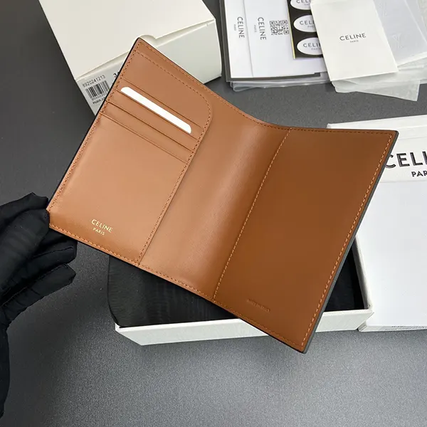 新デザイン セリーヌ 2つ折り財布 激安 トリオンフキャンバス Cer02182