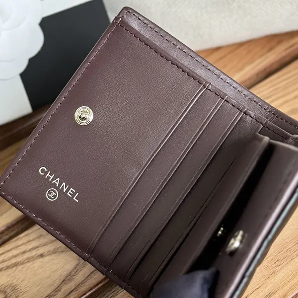 シャネル クラシックスモールフラップ 2折財布 shb42704