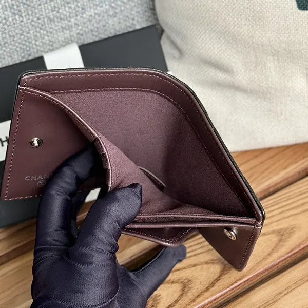 シャネル クラシックスモールフラップ 2折財布 shb42704