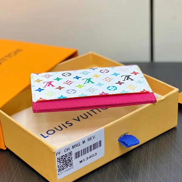 完売必至 ルイヴィトン カードケース ポルト カルト サーンプル vud55300