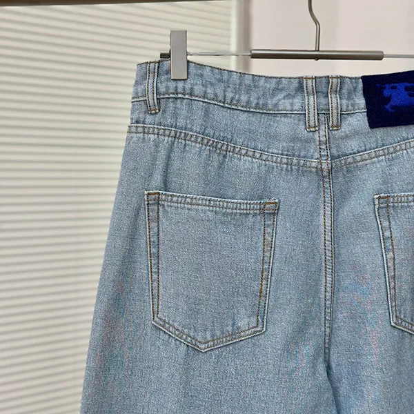 バーバリー EKD オーバーサイズフィット デニム ジーンズ 偽物 Bab25335