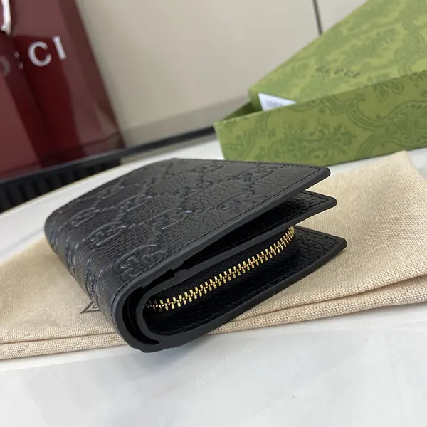 グッチ GG ラバーエフェクト 偽物 三つ折りウォレット gut00147