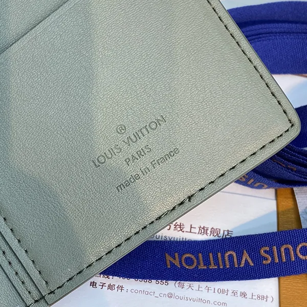 セール新作ルイヴィトン ポルトフォイユ・ブラザ 長財布 コピー vuy26822