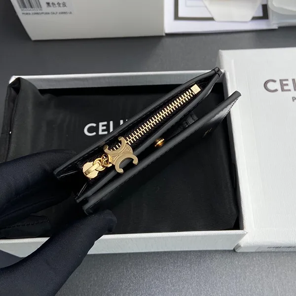 セリーヌ コンパクトウォレット トリオンフ コピー商品 Cep31732